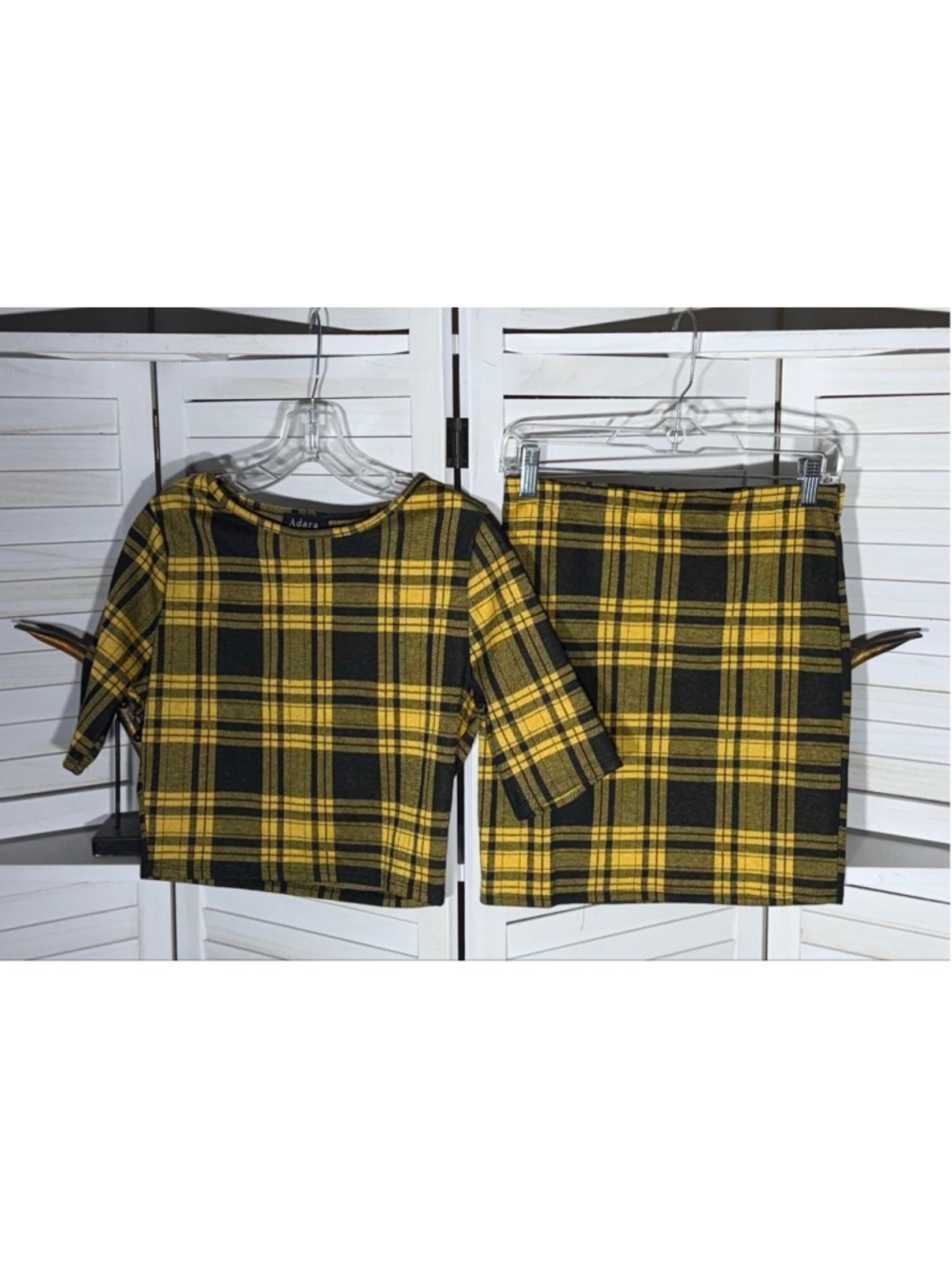Vintage Y2K school girl style yellow black plaid mini skirt top set sz M